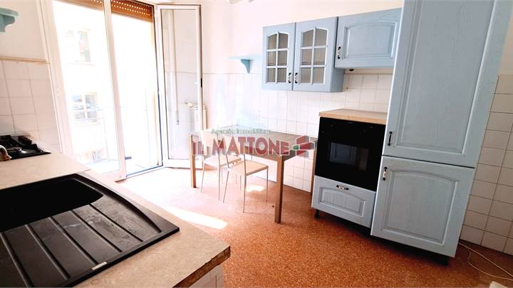 1 bedroom apartment 在 出售 到 Genova