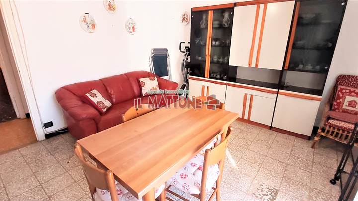 CAMPOMORONE, 6 and 1/2 rooms with balcony and high