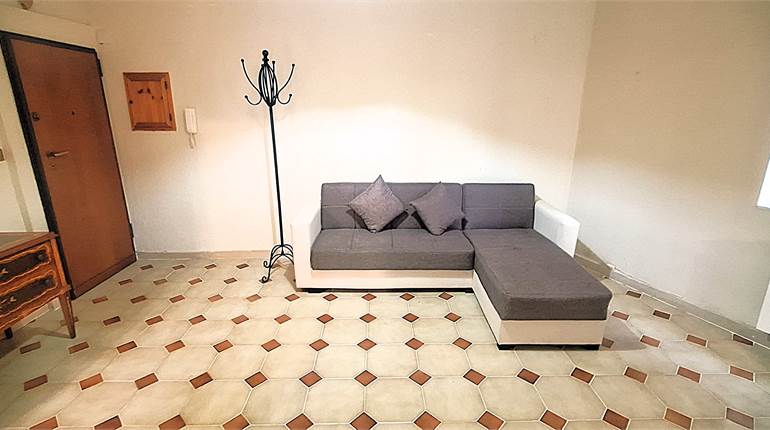 PONTEX, двухкомнатная квартира в центре города, готовая к заселению.