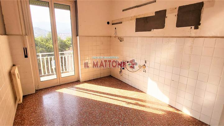 PONTEDECIMO, VANI 7 LUMINOSI E SILENZIOSI