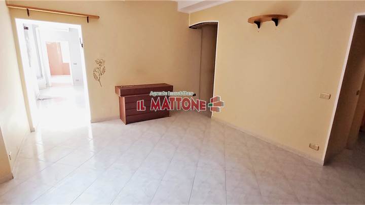 CAMPOMORONE, VANI 7 e 1/2 TERMOAUTONOMI CON BOX